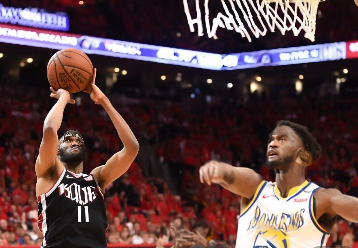 火箭勇士季后赛巅峰对决：攻防策略对决解析(图1)